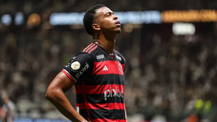 Carlinhos virou problema para o DM do Flamengo