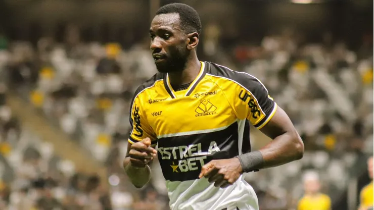 Contrato de Bolasie no Criciúma acaba em dezembro e congolês já negocia com Grêmio - Foto: Divulgação/CEC