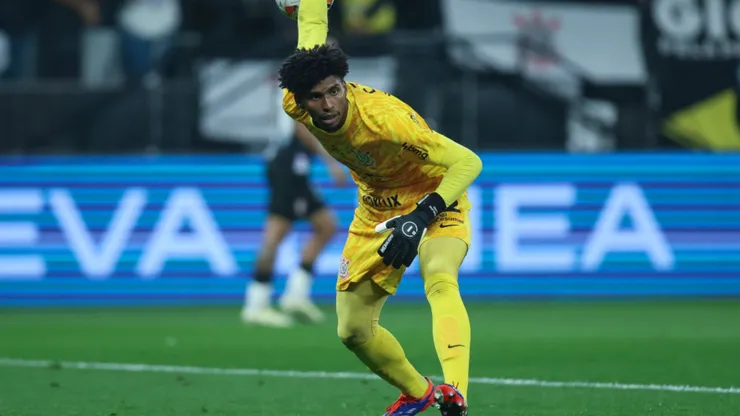 Hugo Souza ainda não foi adquirido em definitivo pelo Corinthians.