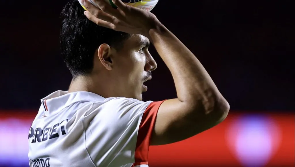 São Paulo pode fazer negócio com o Porto-POR em janeiro&nbsp;