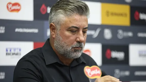 Alexandre Gallo já foi comunicado por todos no Santos sobre saída e reformulação -