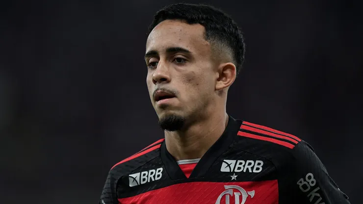 Polêmica de Matheus Gonçalves: Flamengo toma decisão oficial sobre o tema