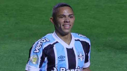 Vanderson em seus tempos de Grêmio, jogador pode render lucro ao Imortal