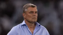 - Treinador Diego Aguirre