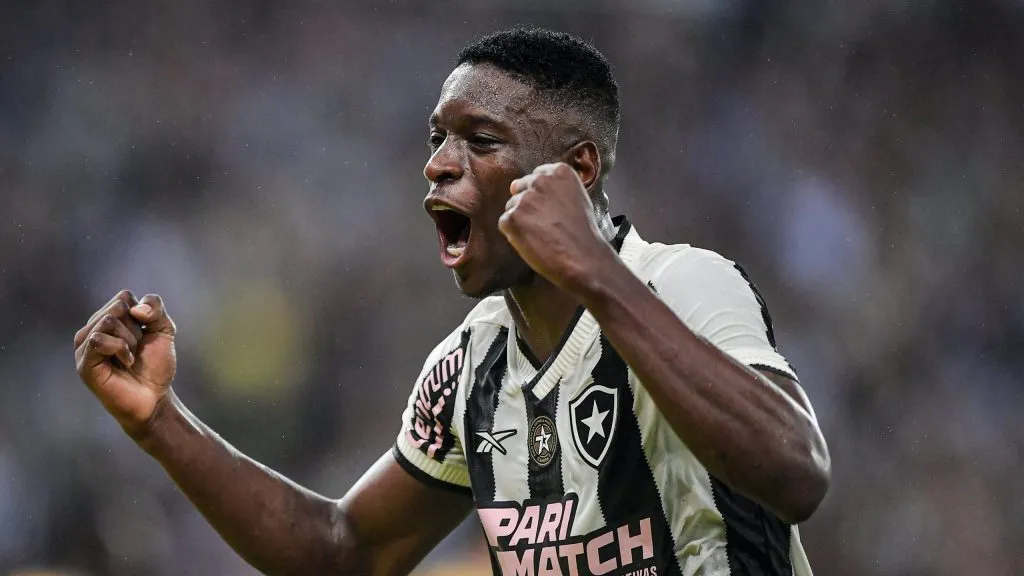 Luiz Henrique destaca mental do elenco em goleada – Foto: Thiago Ribeiro/AGIF