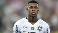 Luiz Henrique prega pés no chão mesmo com vantagem elástica