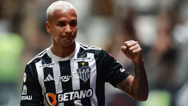 Deyverson anotou dois gols e viralizou por lances "engraçados".