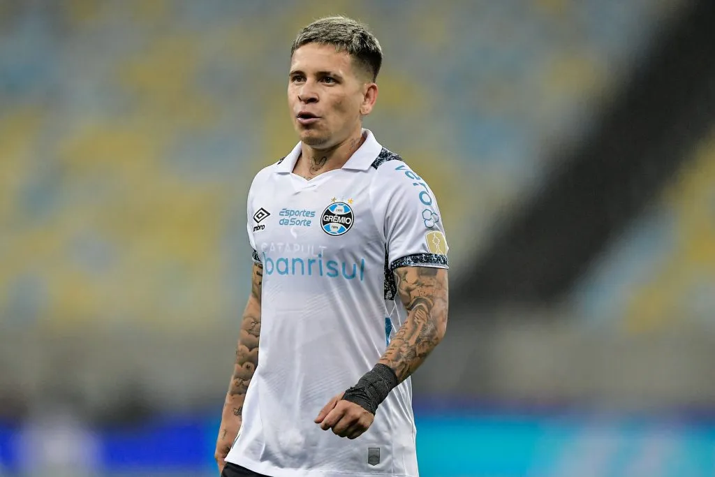 Soteldo não sabe onde vai jogar em 2025 (Foto: Thiago Ribeiro/AGIF)