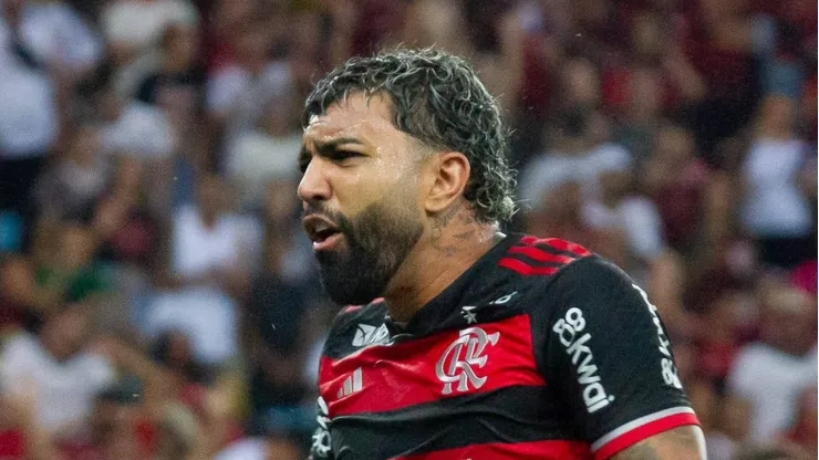 Gabigol durante jogo do Brasileirão contra o Fluminense.