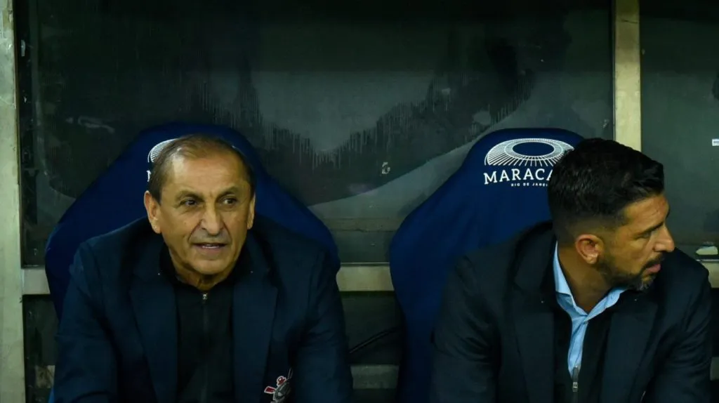 Foto: IMAGO / Fotoarena – Comissão técnica do Corinthians depende de resultados para seguir no clube.