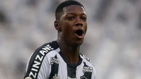 Atacante tenta se firmar no Peñarol - Foto: Vítor Silva/Botafogo.