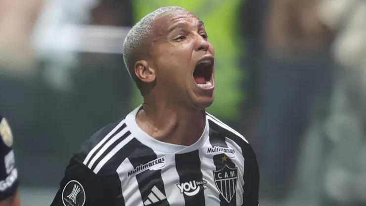 Atlético-MG venceu com brilho de Deyverson.