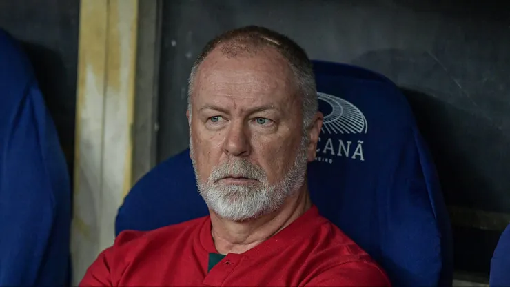 Mano destaca importância de titular em vitória do Fluminense