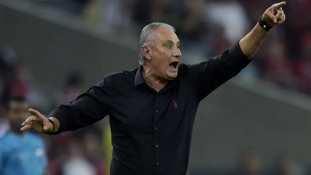 Tite saiu do Flamengo em setembro. Alexandre Loureiro/AGIF.