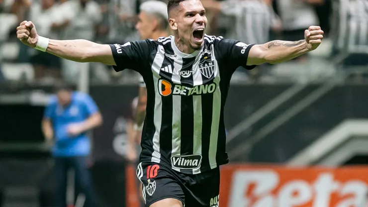 Paulinho atacante do