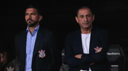 Ramón e Emiliano Díaz durante partida do Corinthians