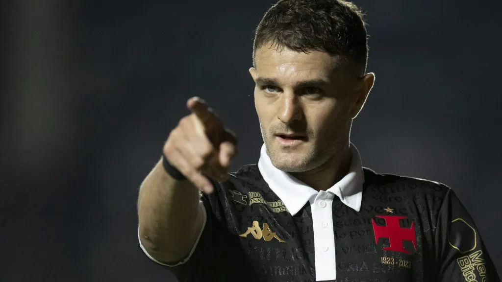 Vegetti, do Vasco - Foto: Jorge Rodrigues/AGIF.