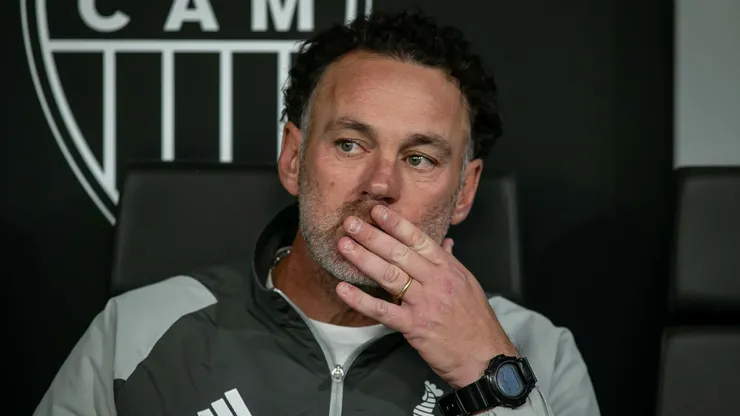 Gabriel Milito em jogo do Atlético-MG.