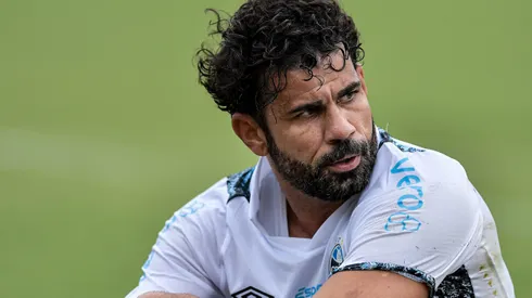 Tricolor não deve manter Diego Costa. Foto: Thiago Ribeiro/AGIF.