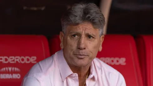 Renato Portaluppi, técnico do Grêmio, durante partida contra o Internacional no estádio Beira-Rio pelo Brasileiro Série A