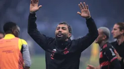 SP - SAO PAULO - 20/10/2024 - COPA DO BRASIL 2024, CORINTHIANS X FLAMENGO - Gabi Jogador do Flamengo comemora classificacao ao final da partida contra o Corinthians no estadio Arena Corinthians pelo campeonato Copa Do Brasil 2024. Foto: Ettore Chiereguini/AGIF