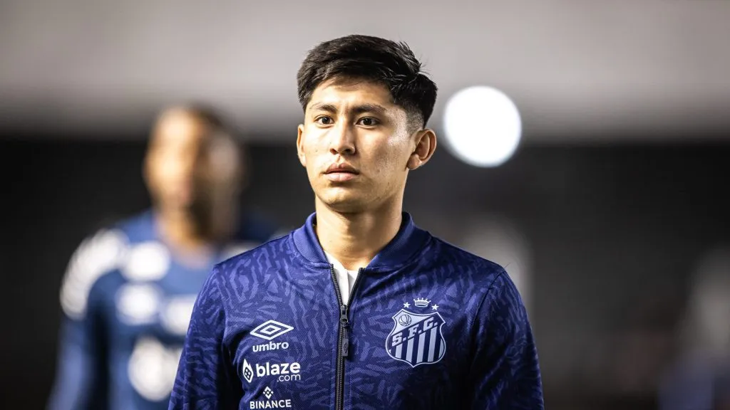 Miguelito em partida do Santos contra o Coritiba