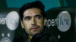 Abel Ferreira acompanha equipe Alviverde - Foto: Marco Miatelo/AGIF