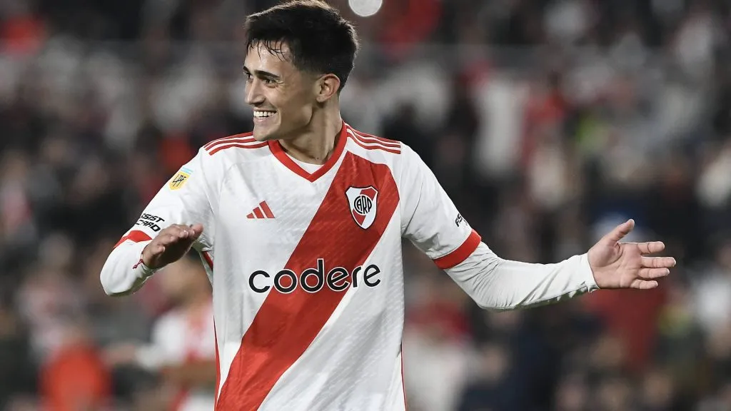 Essa é a resposta do Flamengo sobre a chegada de Pablo Solari 