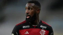 Gerson durante partida contra o Red Bull Bragantino, no Maracanã, pelo Campeonato Brasileiro.