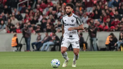 Otávio tem pênalti polêmico em Atlético-MG x Vasco: “Põe de castigo”