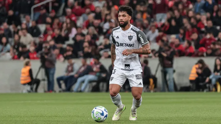 Otávio tem pênalti polêmico em Atlético-MG x Vasco: “Põe de castigo”