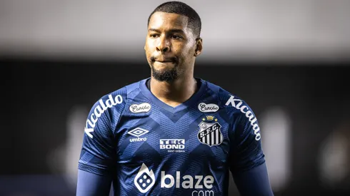 Diogénes peita decisão da diretoria sobre sua saída do Santos