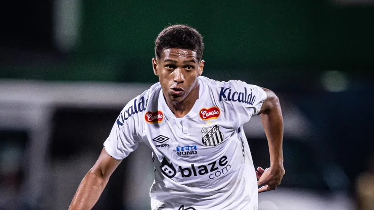 Lateral é bastante promissor - Foto: Raul Baretta/Santos FC.