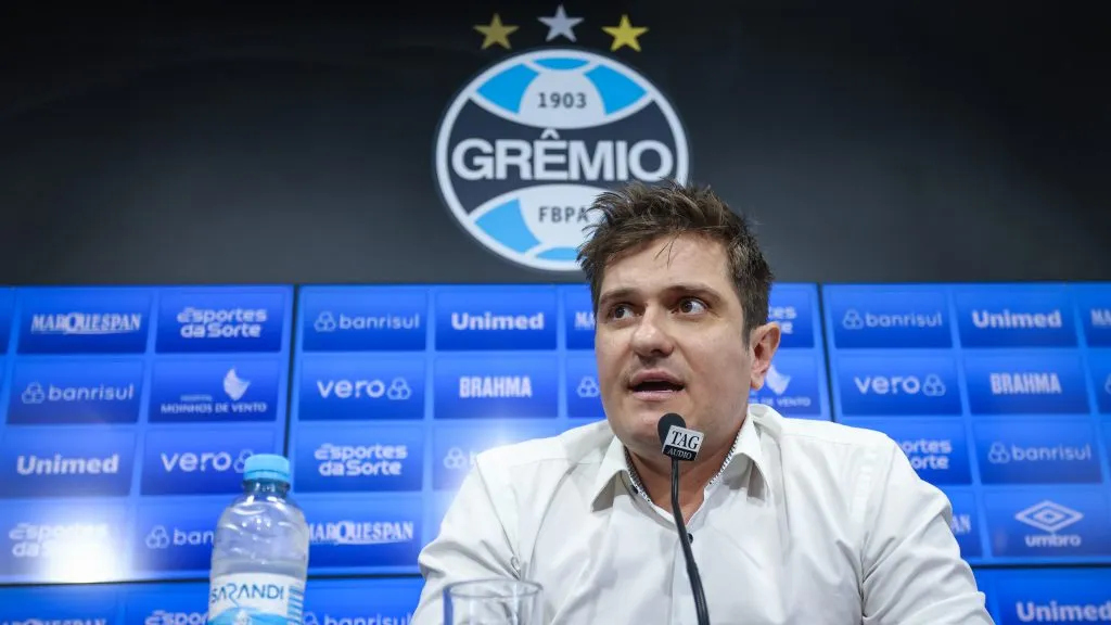 Brum deu entrevista coletiva - FOTO: LUCAS UEBEL/GREMIO FBPA