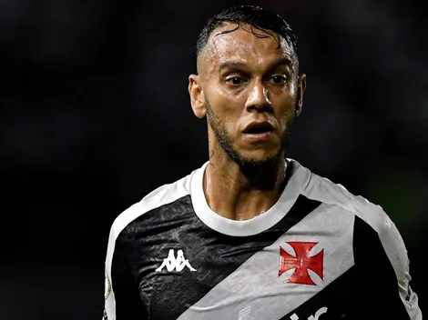 Souza toma decisão no Vasco e quer jogar na zaga