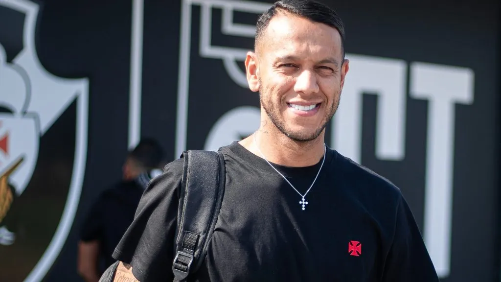 Falta de espaço incomoda Souza - Foto: Leandro Amorim/Vasco.