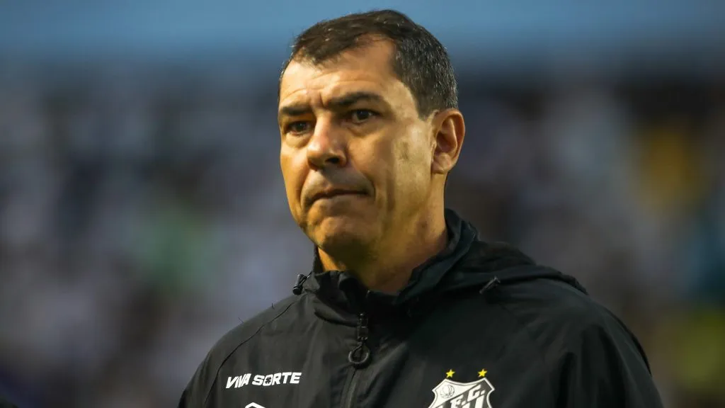 Carille vem sendo cobrado nos bastidores – Foto: Reinaldo Campos/AGIF