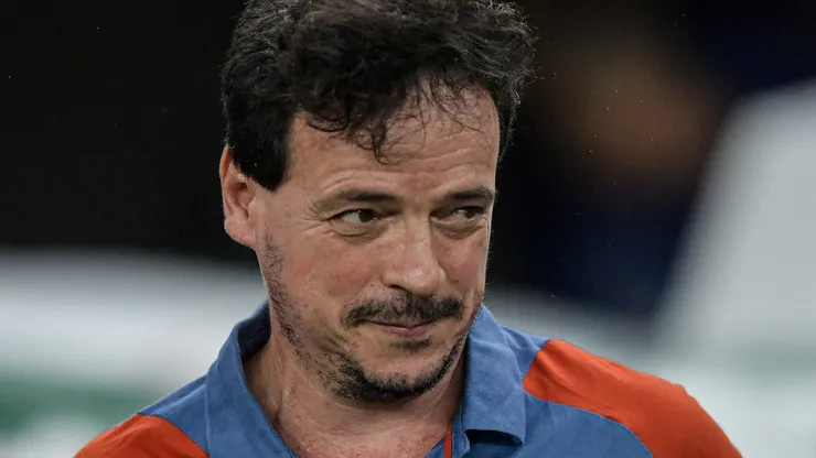 Diniz durante jogo da Raposa. Foto: Thiago Ribeiro/AGIF