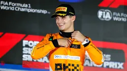 Norris no pódio do GP de Singapura (2024)