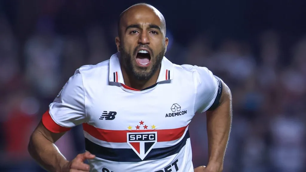 Lucas Moura foi o nome do jogo no duelo contra o Vasco – Foto: Marcello Zambrana/AGIF
