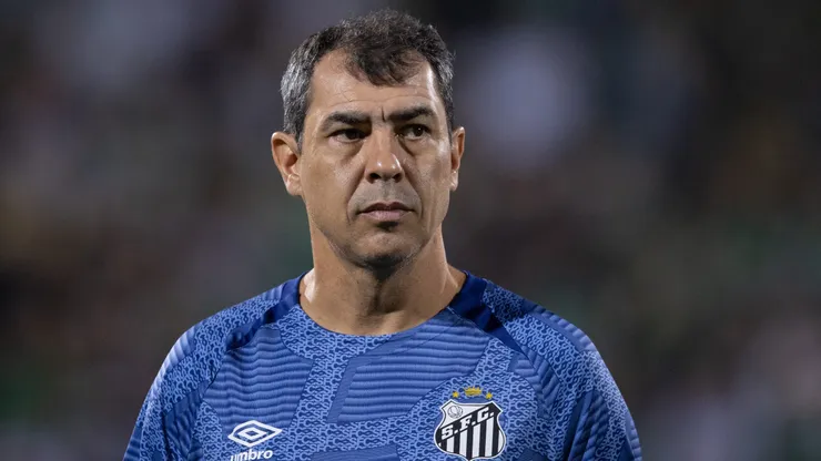 Carille vem sendo "massacrado" pela torcida a cada partida