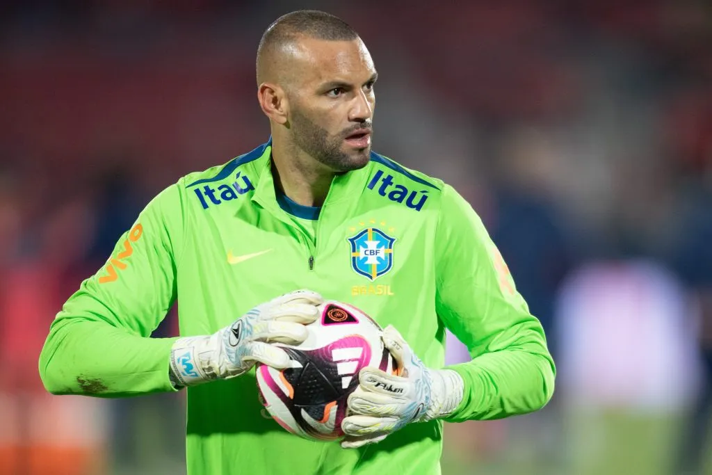 Weverton em jogo da Seleção Brasileira contra o Chile. Foto: Gil Gomes/AGIF