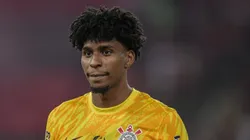Goleiro ainda possui contrato com o Flamengo