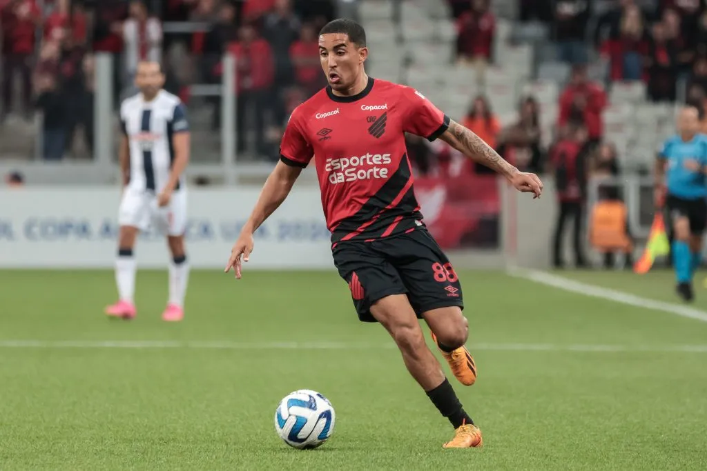 Christian jogador do Athletico-PR (Foto: Robson Mafra/AGIF)