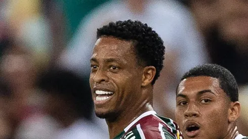 Keno comemora gol pelo Flu em jogo no Rio de Janeiro.
