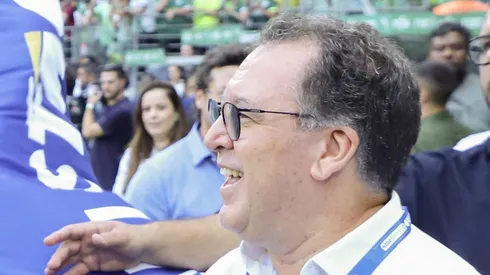 Marcelo Teixeira ao lado de Leila Pereira antes da final do Paulistão 2024.