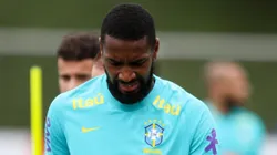 Gerson, meio-campista do Flamengo, em treino da Seleção Brasileira