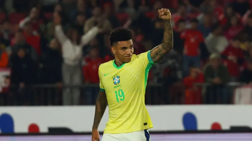 Igor Jesus comemora gol pelo Brasil. Foto: Marcelo Hernandez/Getty Images