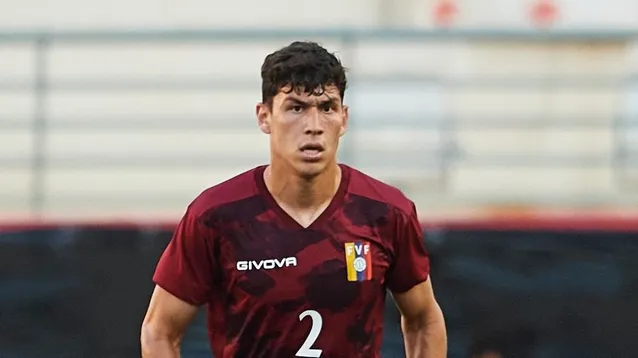Nahuel Ferraresi, zagueiro do SPFC durante atuação na Seleção da Venezuela Foto: Quality Sport Images/Getty Images