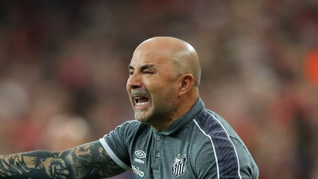 Jorge Sampaoli ainda é o ‘Plano A’ de Marcelo Teixeira, mas precisa baixar pedida salarial – Foto: IMAGO